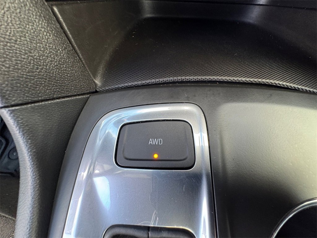 Used 2019 Chevrolet Equinox LT image 28