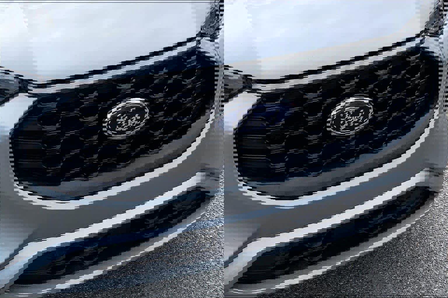 Certified 2023 Ford Escape ST-Line Elite AWD/4WD image 29