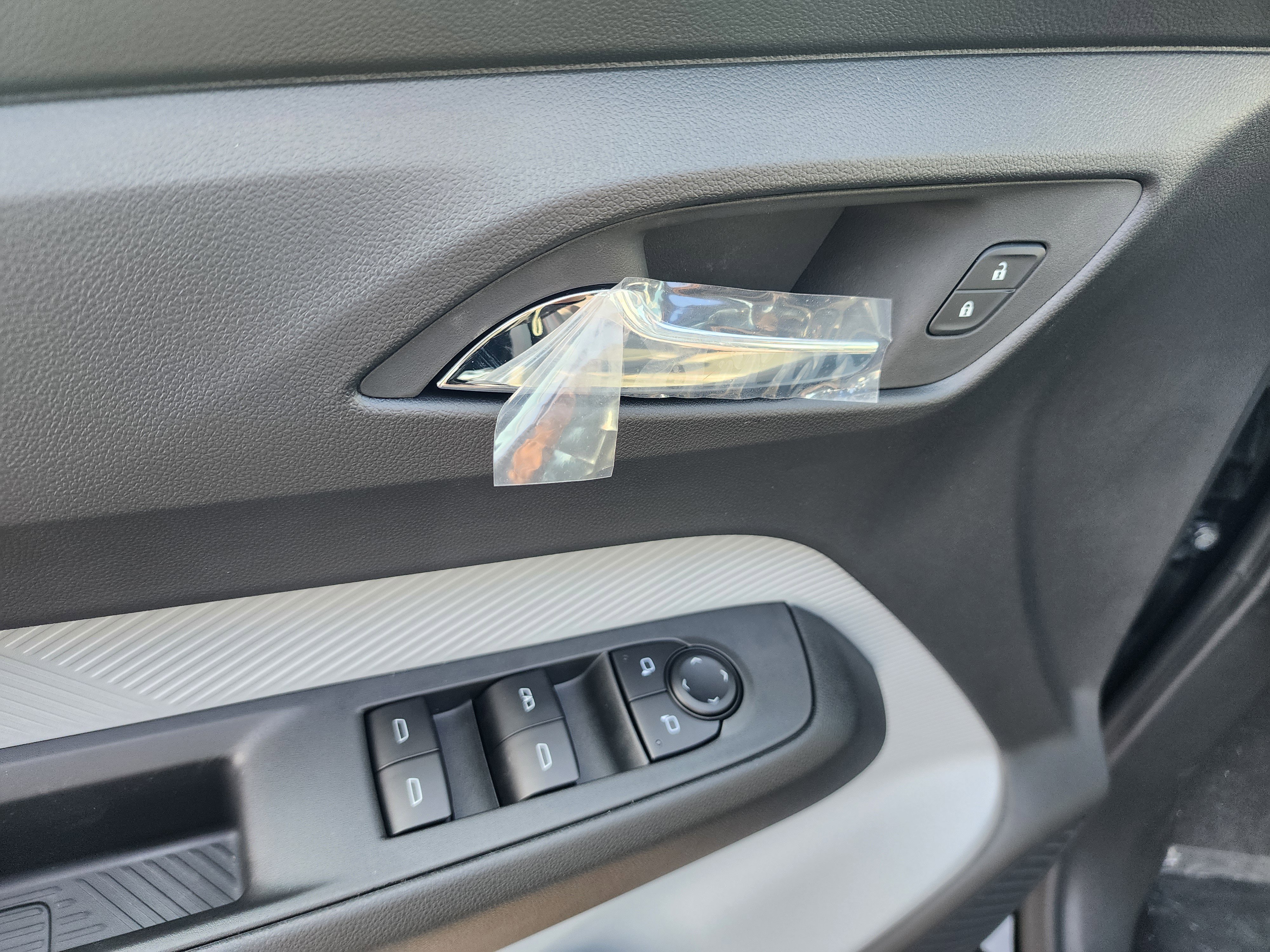 New 2027 Chevrolet Bolt RS w/ Technology Package image 25