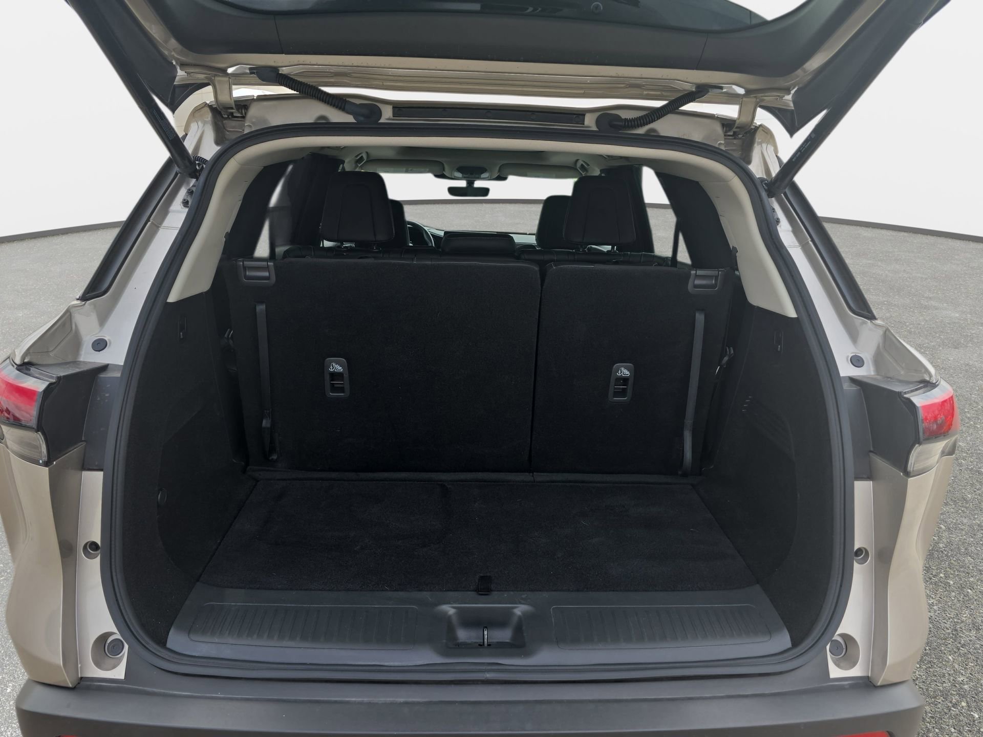 Certified 2024 INFINITI QX60 Luxe image 11