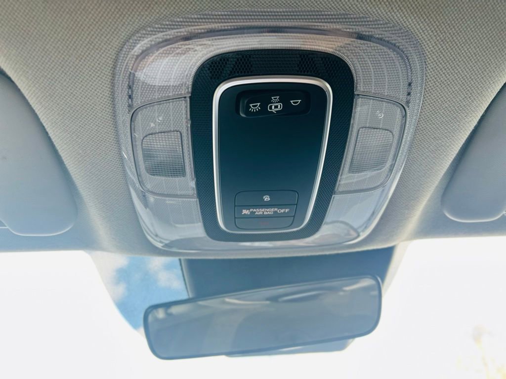 Used 2021 Hyundai Elantra SEL w/ Cargo Package image 37