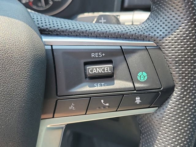 Used 2023 Mitsubishi Outlander SE Black Edition image 15