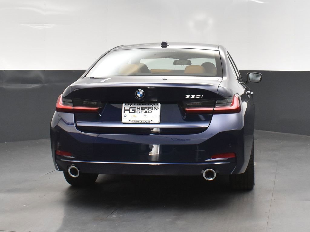 New 2026 BMW 330i Sedan w/ Convenience Package image 7