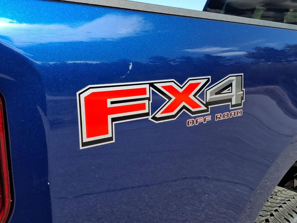 New 2026 Ford F250 XLT w/ FX4 Off-Road Package AWD/4WD image 10