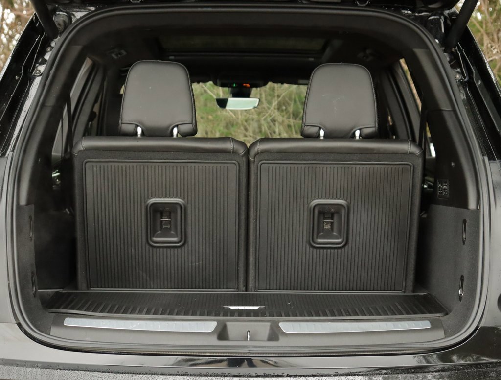 Certified 2024 Cadillac XT6 Premium Luxury w/ Platinum Package image 35