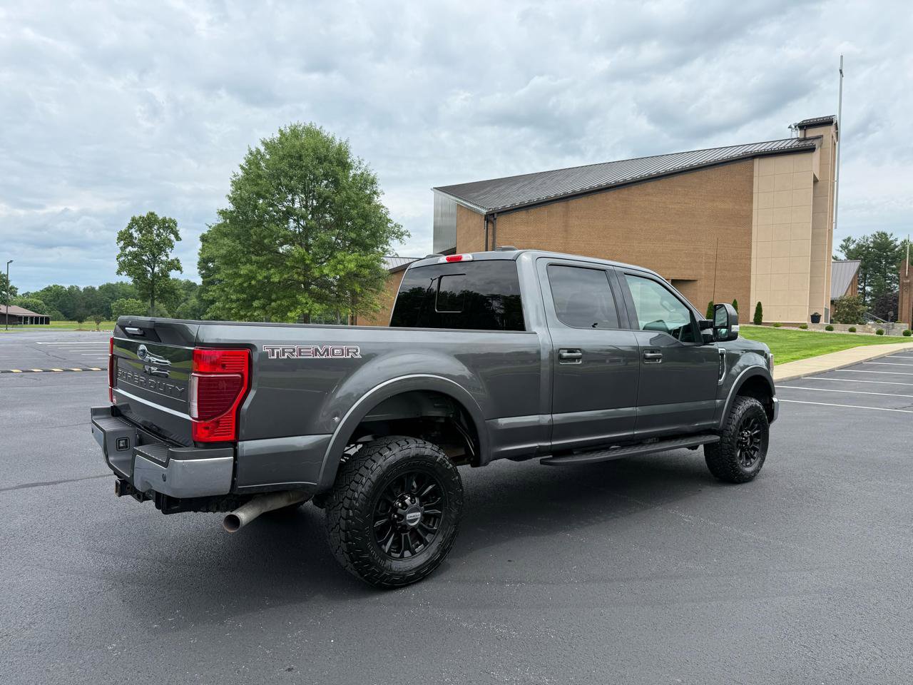 Used 2020 Ford F250 Lariat w/ Tremor Off-Road Package AWD/4WD image 6