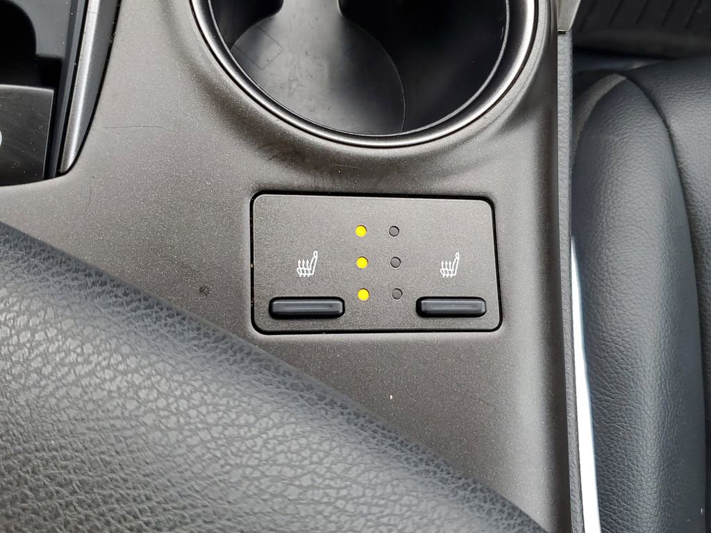 Used 2021 Toyota Camry SE image 23