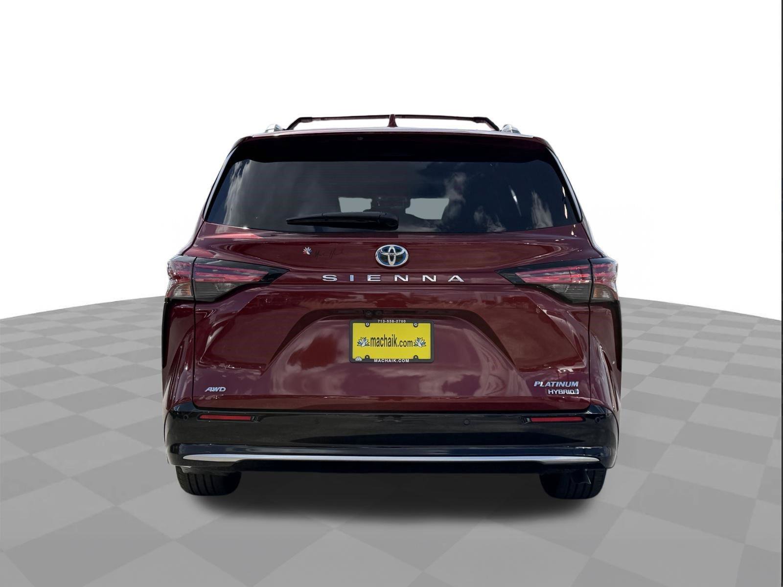 Used 2024 Toyota Sienna Platinum AWD/4WD image 4