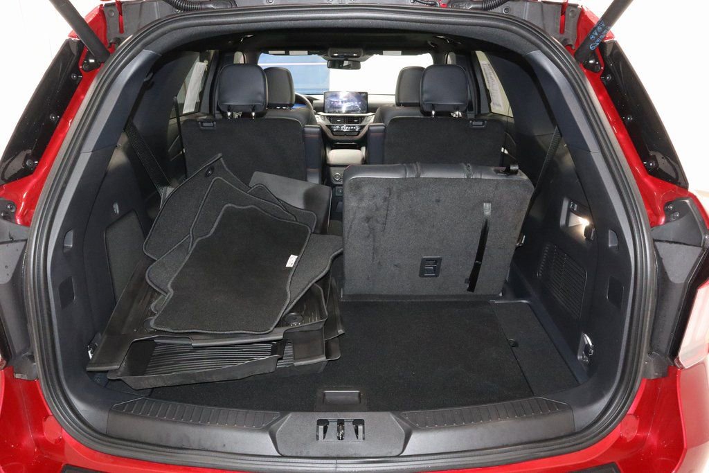 Certified 2025 Ford Explorer ST-Line w/ Premium Package image 19