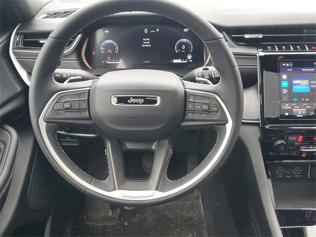 New 2025 Jeep Grand Cherokee L Altitude image 14