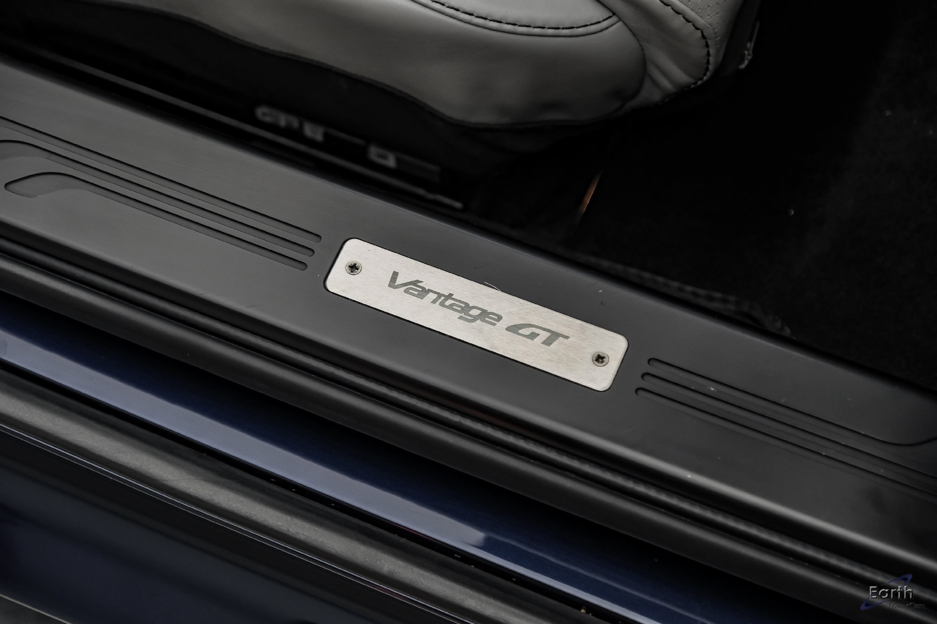 Used 2015 Aston Martin V8 Vantage GT RWD image 57