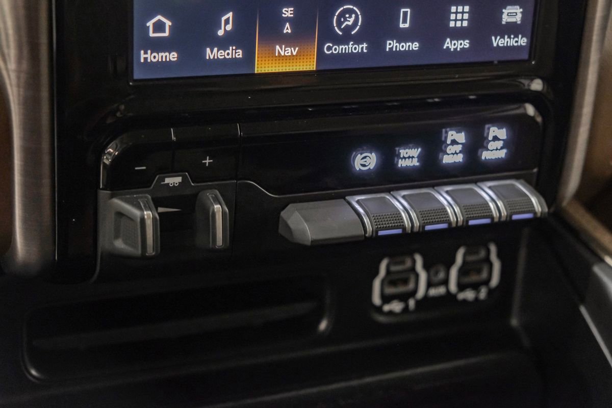 Used 2022 RAM 3500 Limited image 26