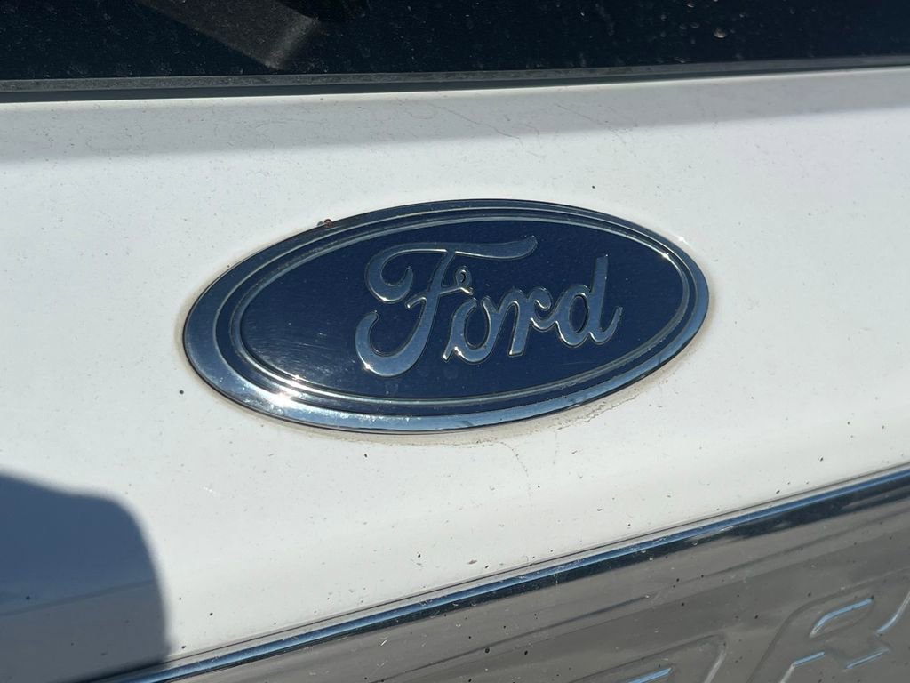 Used 2020 Ford Explorer XLT w/ Equipment Group 202A image 14