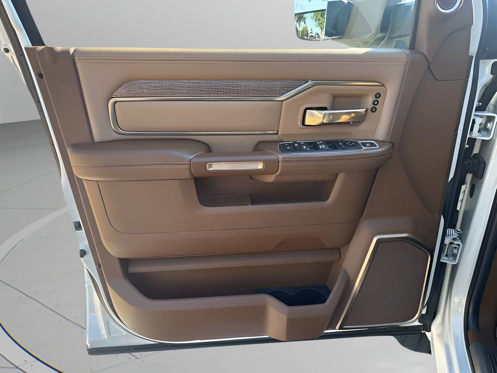 Used 2022 RAM 2500 Limited image 25