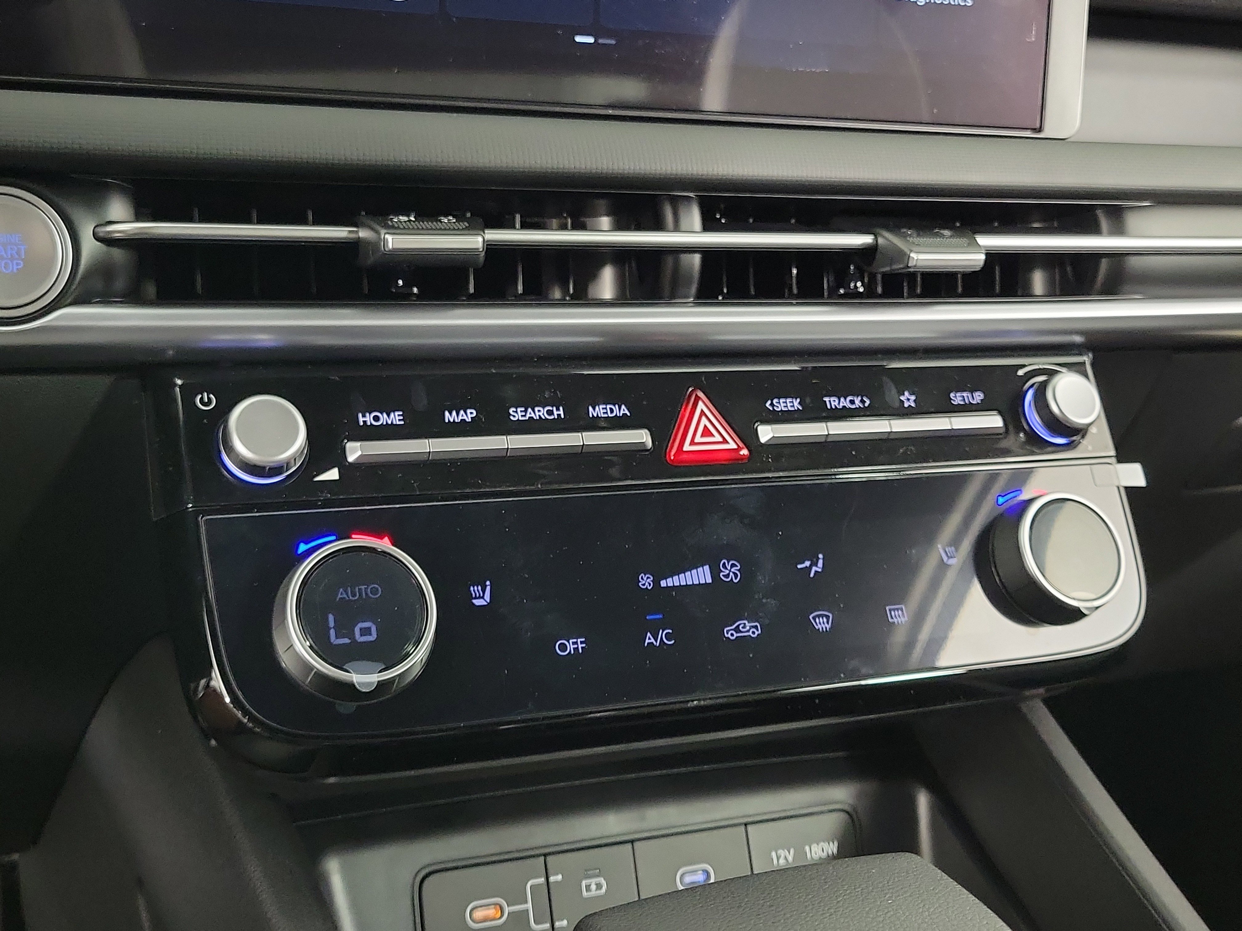 New 2025 Hyundai Santa Cruz SEL image 16