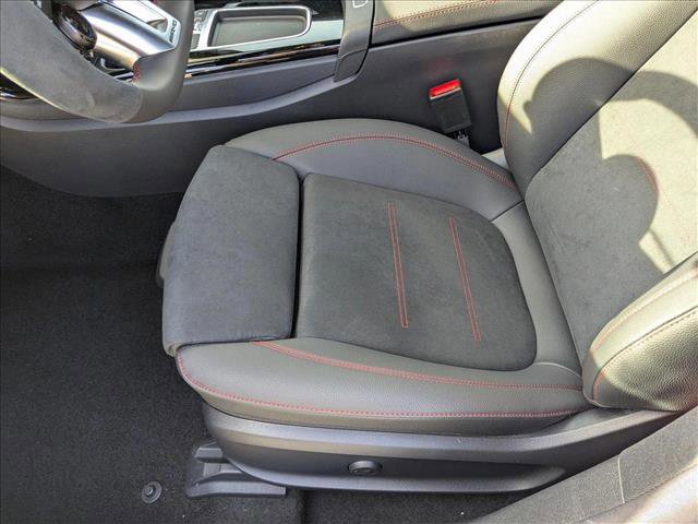 New 2025 Mercedes-Benz CLA 35 AMG 4MATIC image 4