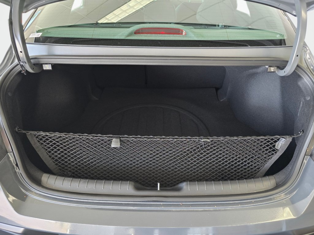 New 2026 Hyundai Elantra SEL Sport Premium FWD image 16