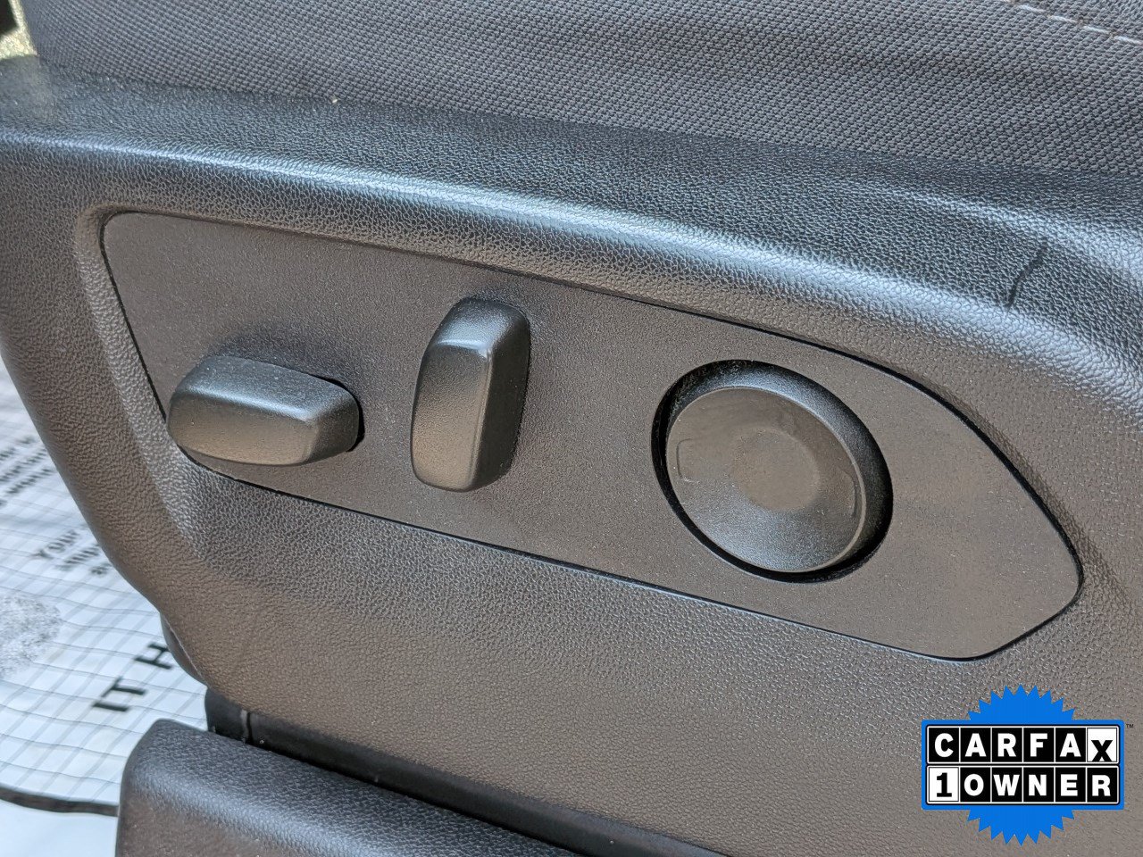 Used 2024 Chevrolet Silverado 2500 Custom w/ Custom Convenience Package AWD/4WD image 18