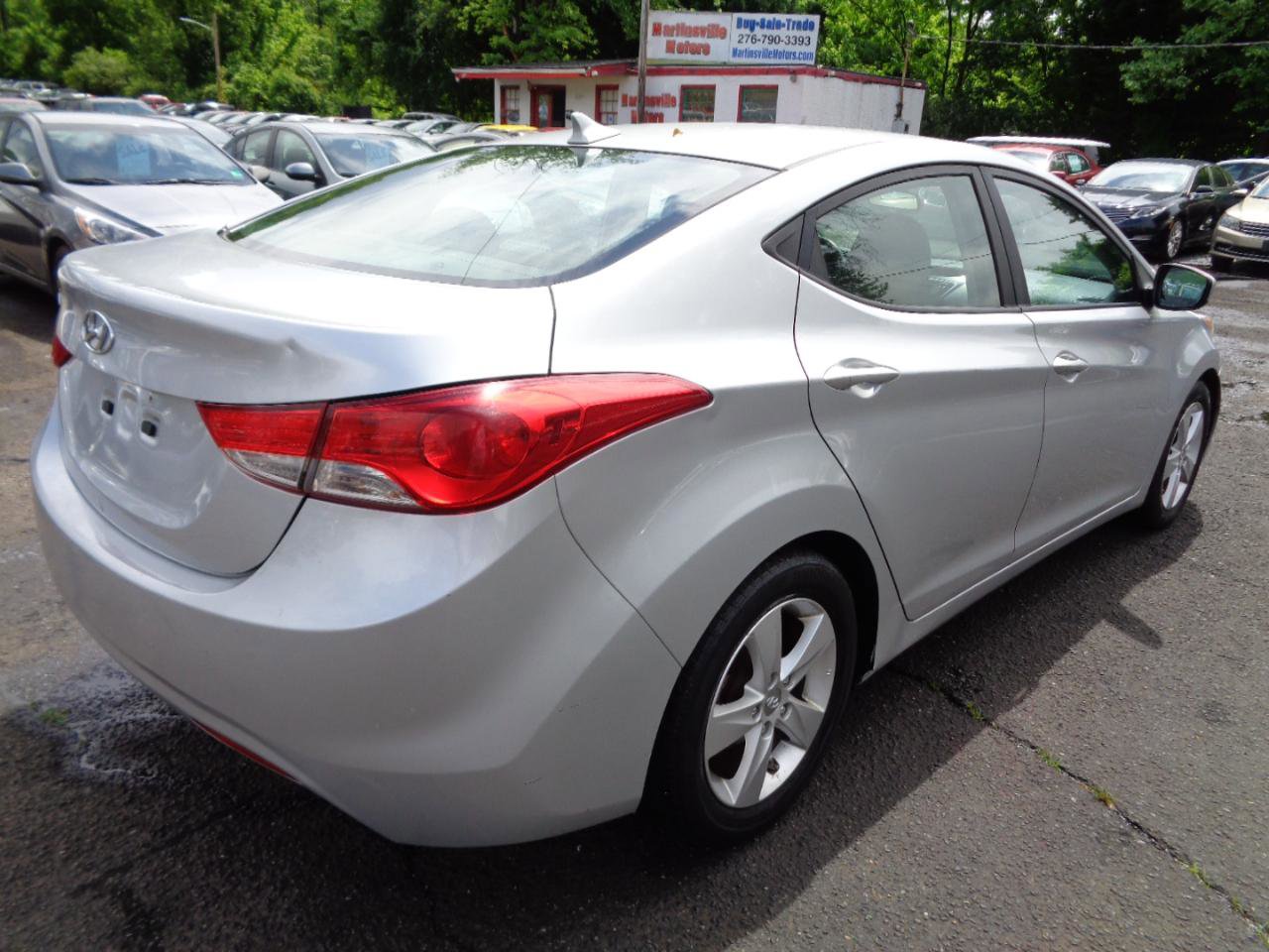 Used 2013 Hyundai Elantra GLS FWD image 5