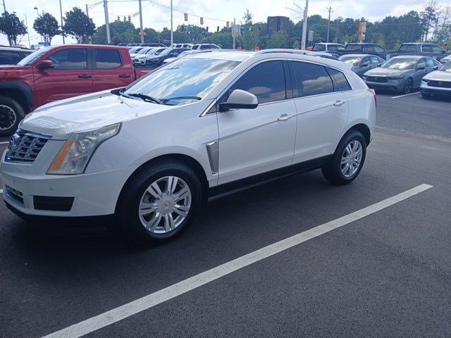 Used 2014 Cadillac SRX Luxury w/ Driver Awareness Package FWD image 3