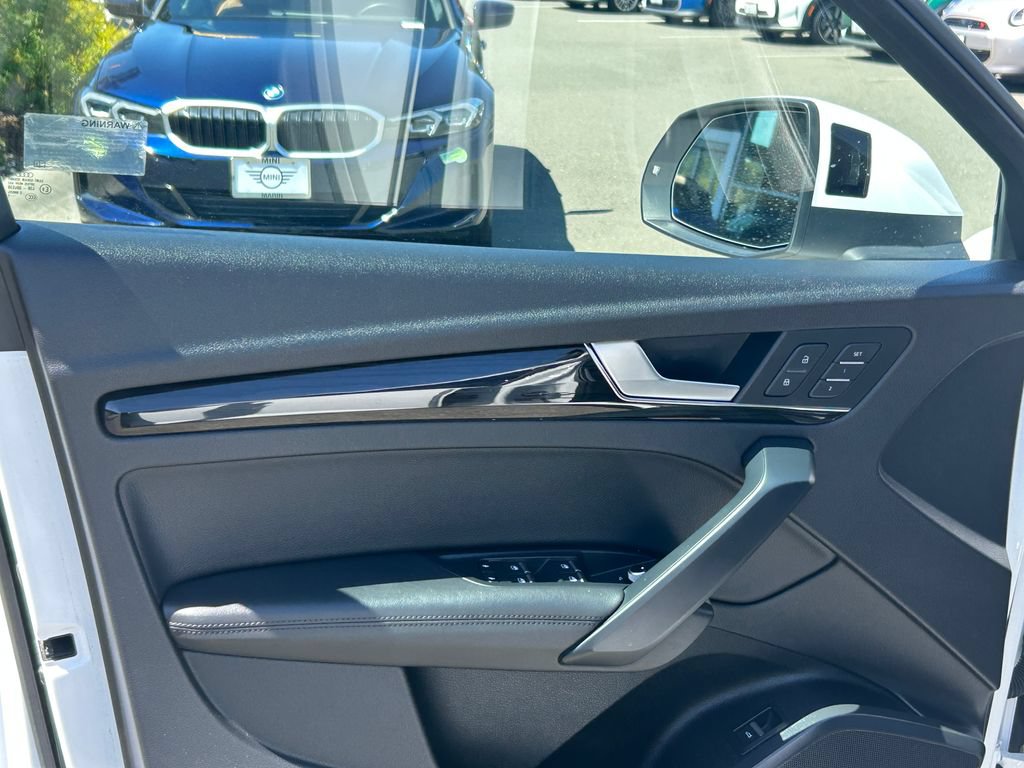 Used 2019 Audi Q5 2.0T Premium Plus w/ Premium Plus Package AWD/4WD image 11