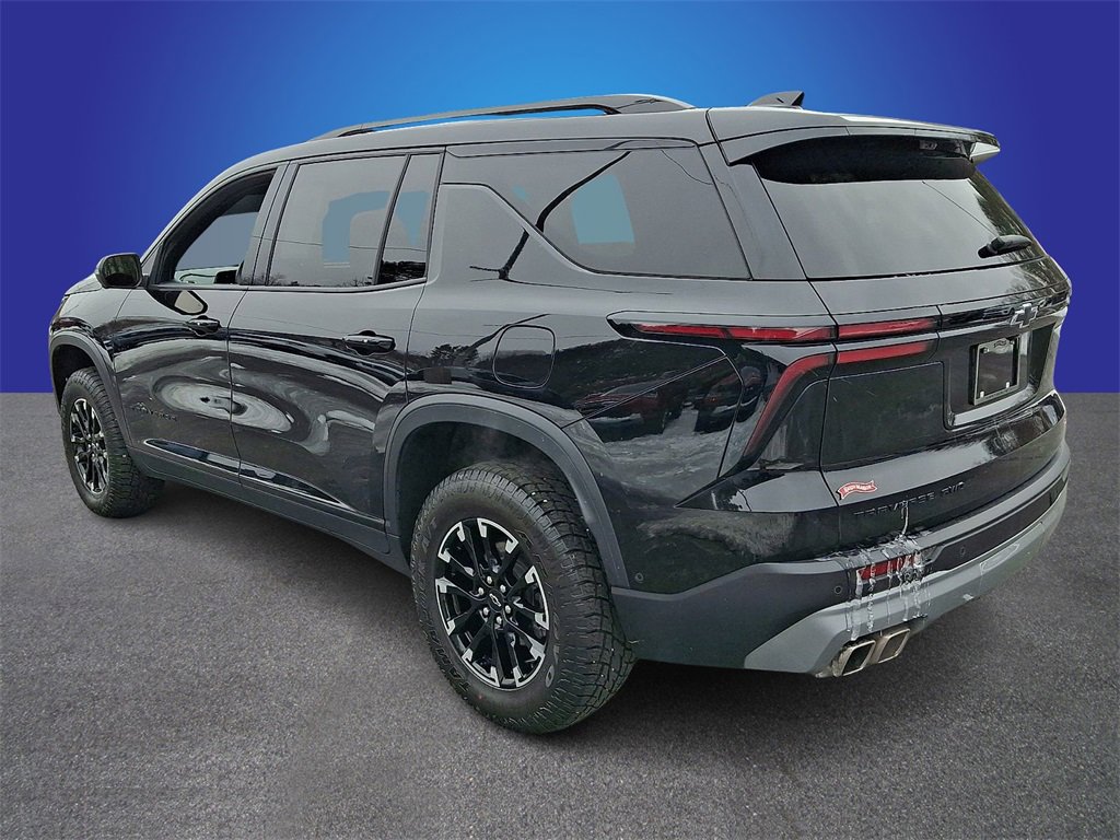 Used 2024 Chevrolet Traverse Z71 w/ Enhanced Driving Package image 6