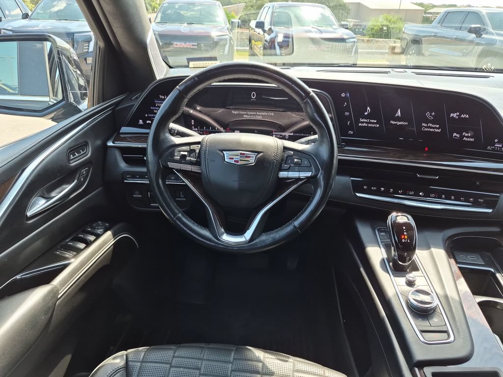 Used 2022 Cadillac Escalade Premium Luxury Platinum AWD/4WD image 35