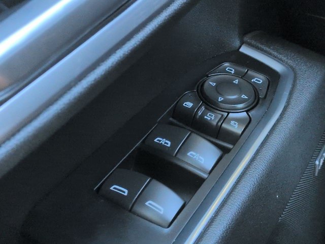Used 2025 Chevrolet Silverado 2500 LTZ AWD/4WD image 23