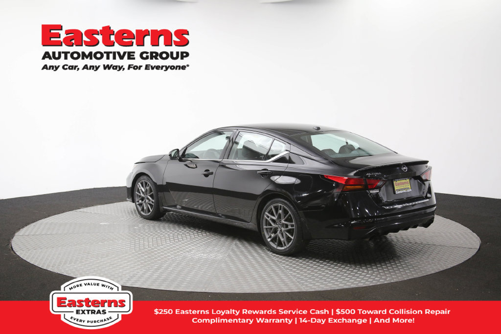 Used 2023 Nissan Altima 2.0 SR FWD image 68