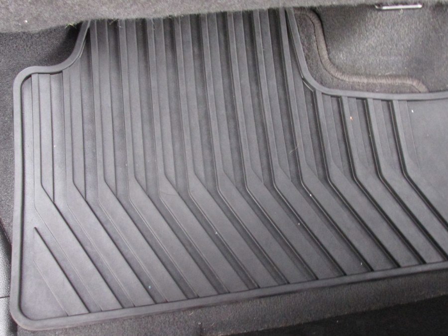 Used 2019 GMC Yukon XL SLT w/ Premium Edition image 91