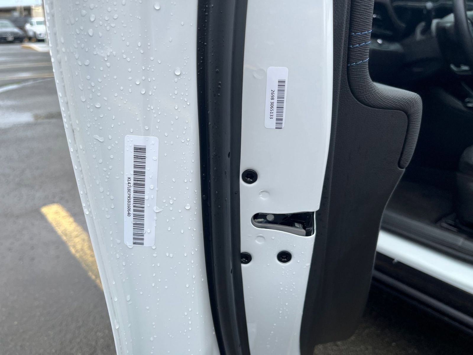 Used 2025 Buick Envista Sport Touring image 30