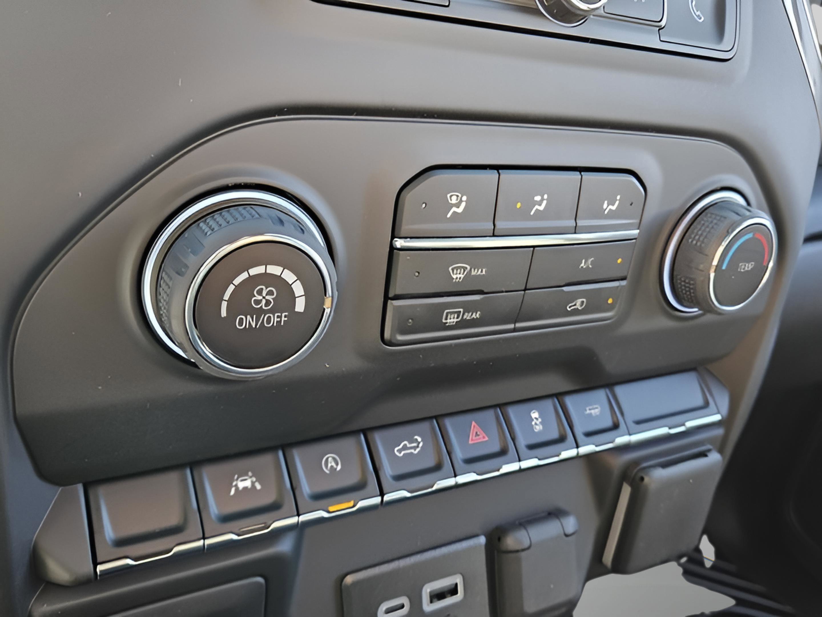 New 2026 Chevrolet Silverado 1500 Custom image 22