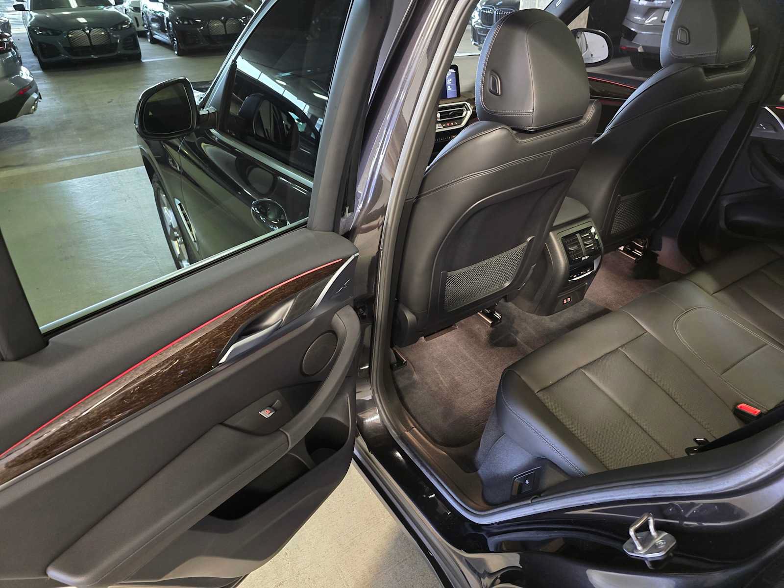 Used 2023 BMW X3 xDrive30i w/ Premium Package w/ZPA AWD/4WD image 32