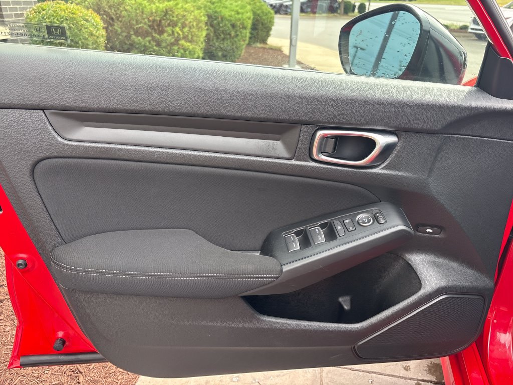 Used 2025 Honda Civic Sport image 22