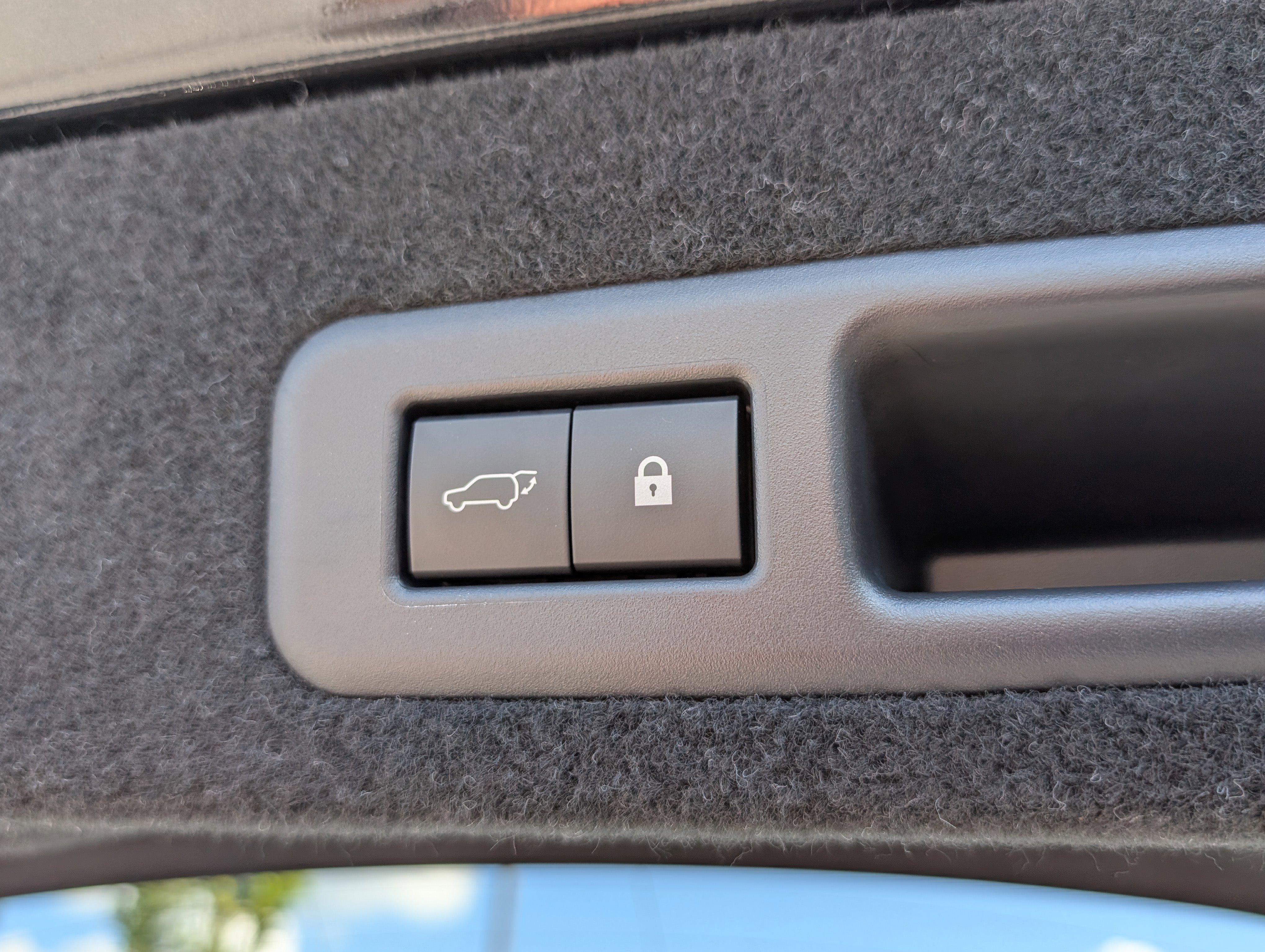 Used 2020 Lexus RX 450h AWD w/ Premium Package image 14