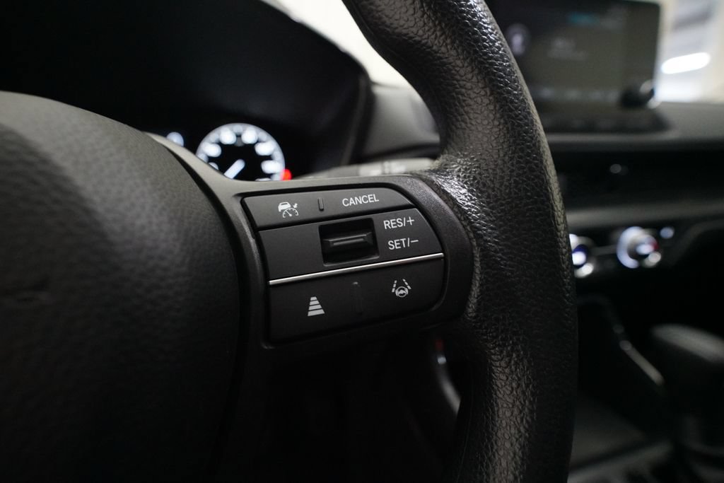 Used 2024 Honda CR-V EX image 18