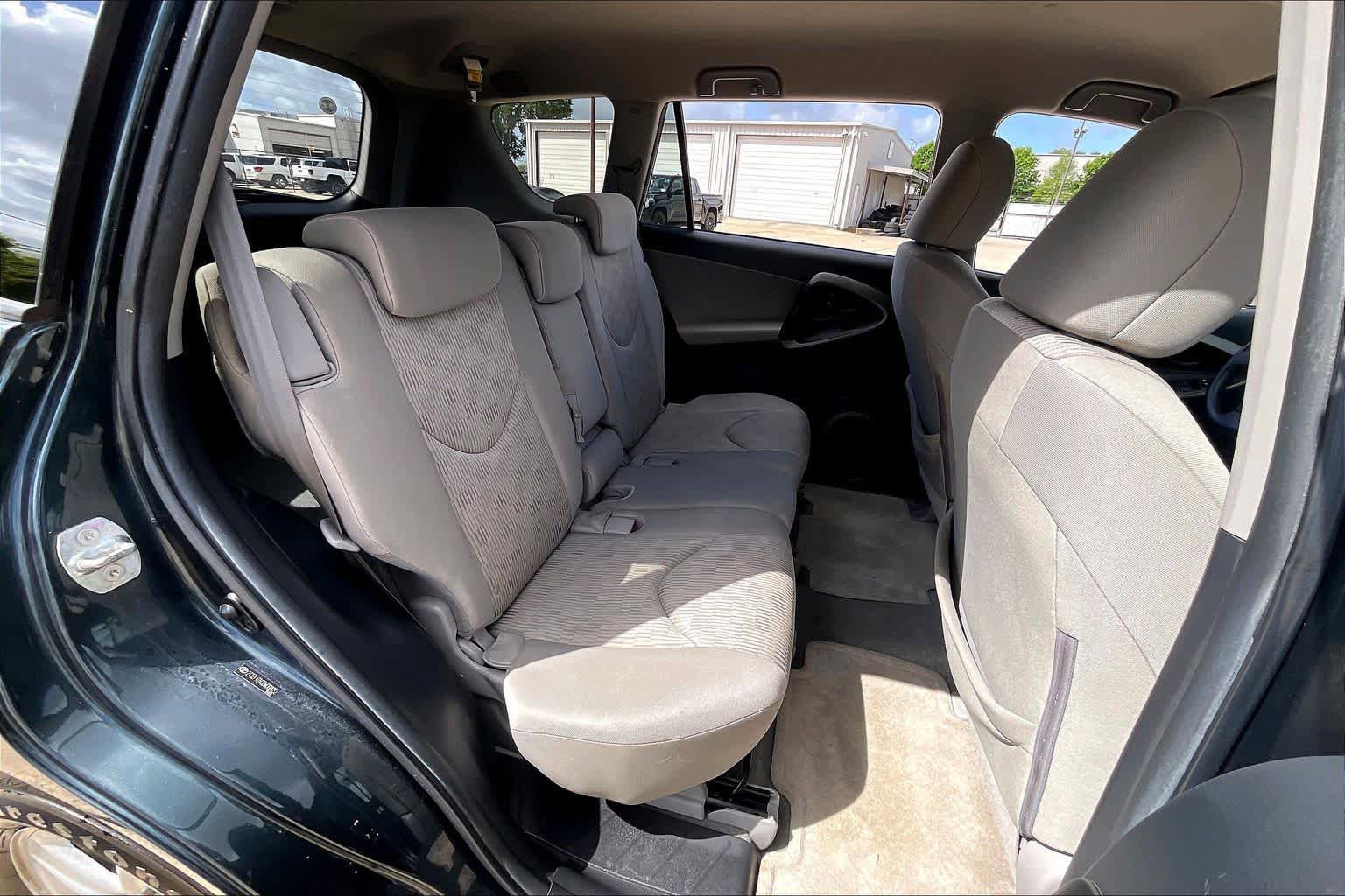 Used 2011 Toyota RAV4 2WD w/ Base L4 Extra Value Pkg image 16