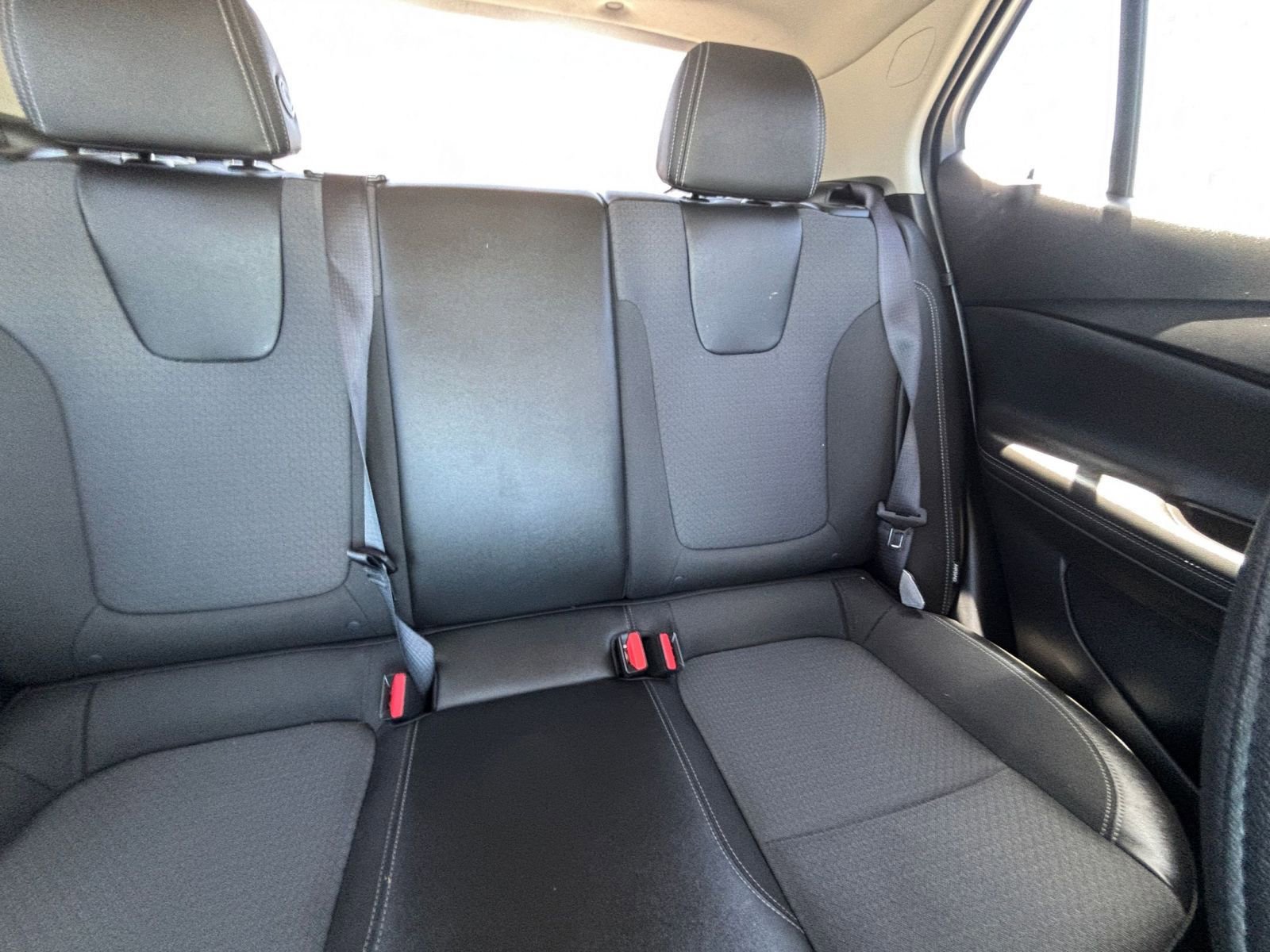 Used 2025 Buick Encore GX Preferred FWD image 37