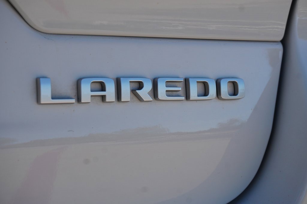 Used 2024 Jeep Grand Cherokee Laredo X w/ Trailer Tow Package image 8