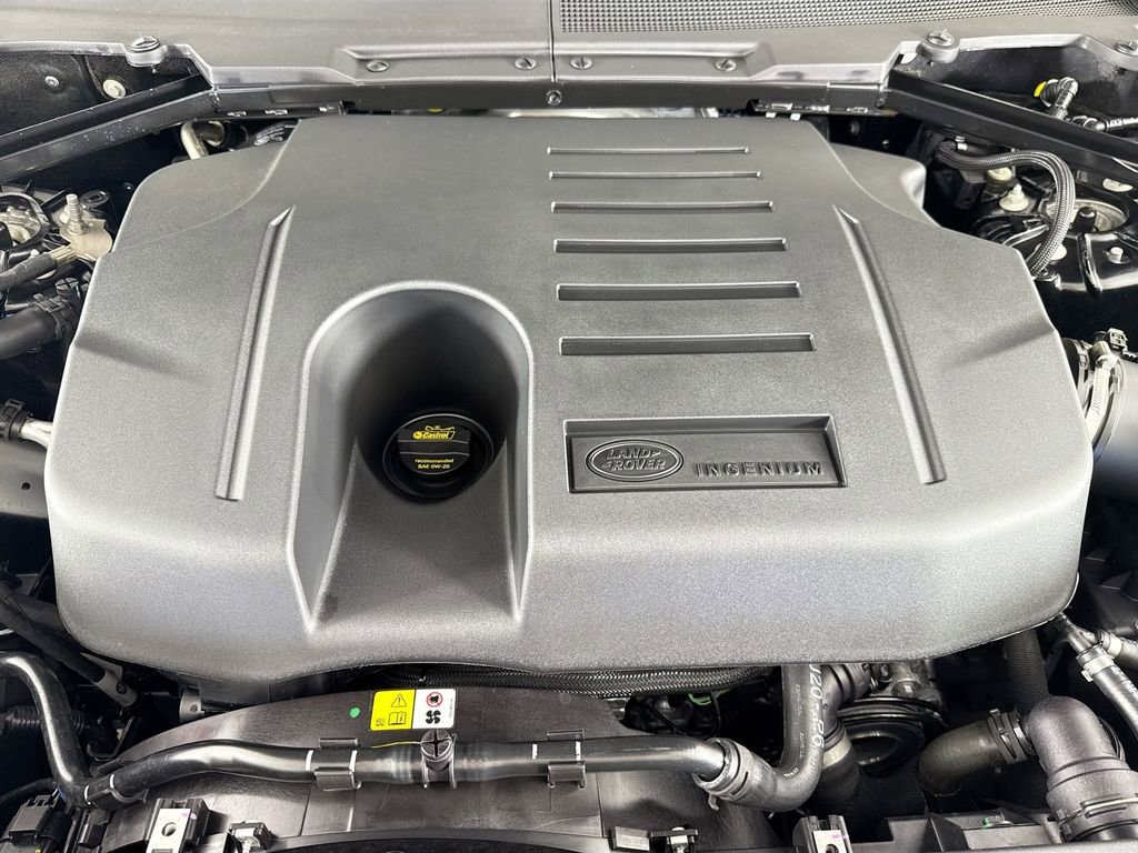 Used 2025 Land Rover Defender 110 X-Dynamic SE image 26