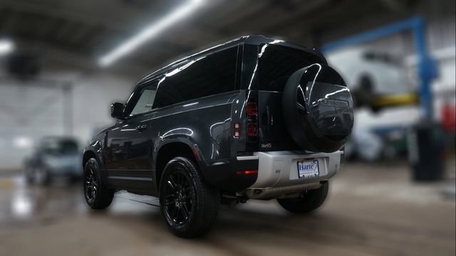 Used 2023 Land Rover Defender 90 S image 5