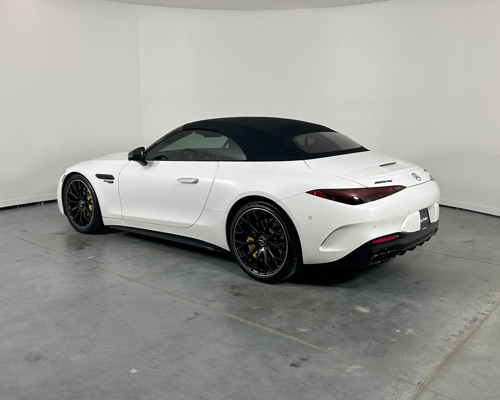 Used 2022 Mercedes-Benz SL 63 AMG 4MATIC image 7