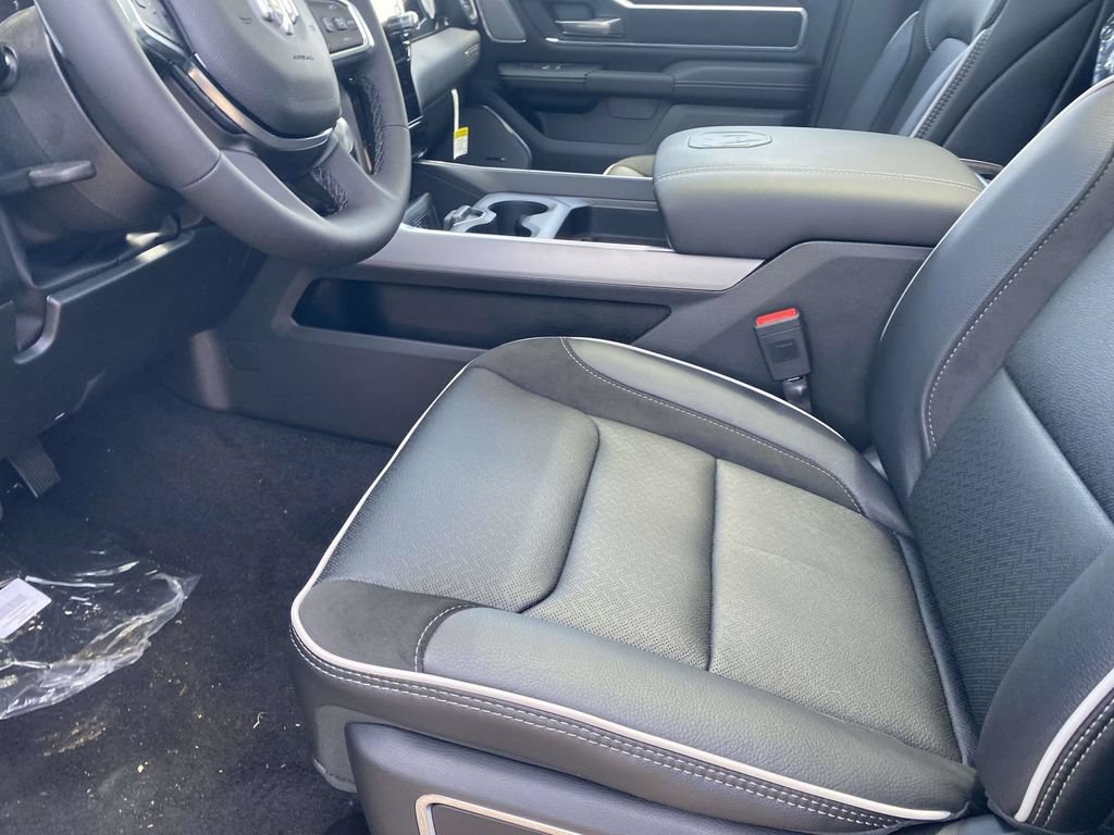 New 2026 RAM 1500 Laramie w/ Night Edition AWD/4WD image 42