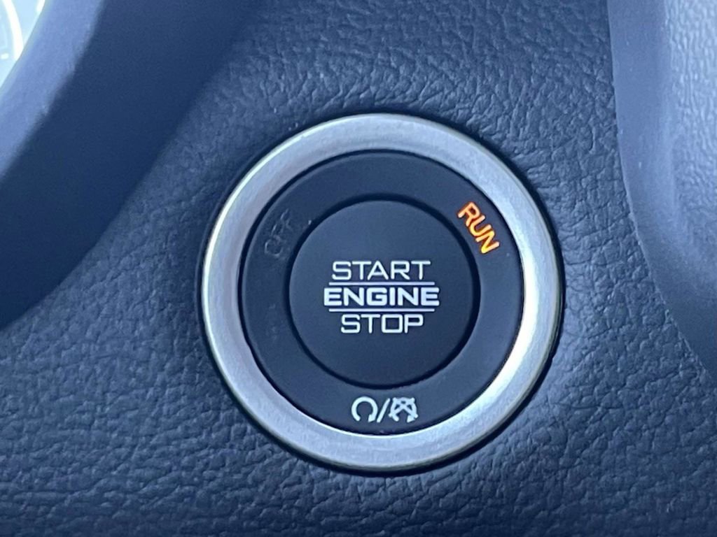 New 2026 RAM 1500 4x4 Crew Cab image 34