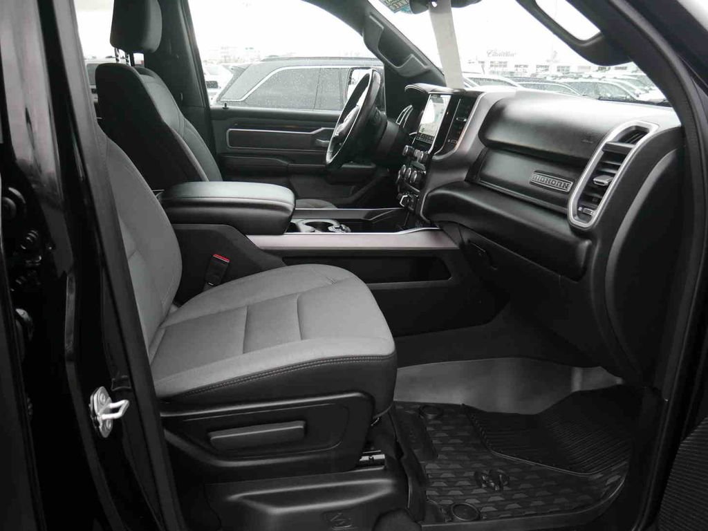 Certified 2022 RAM 1500 Big Horn w/ Trailer Tow Group image 17