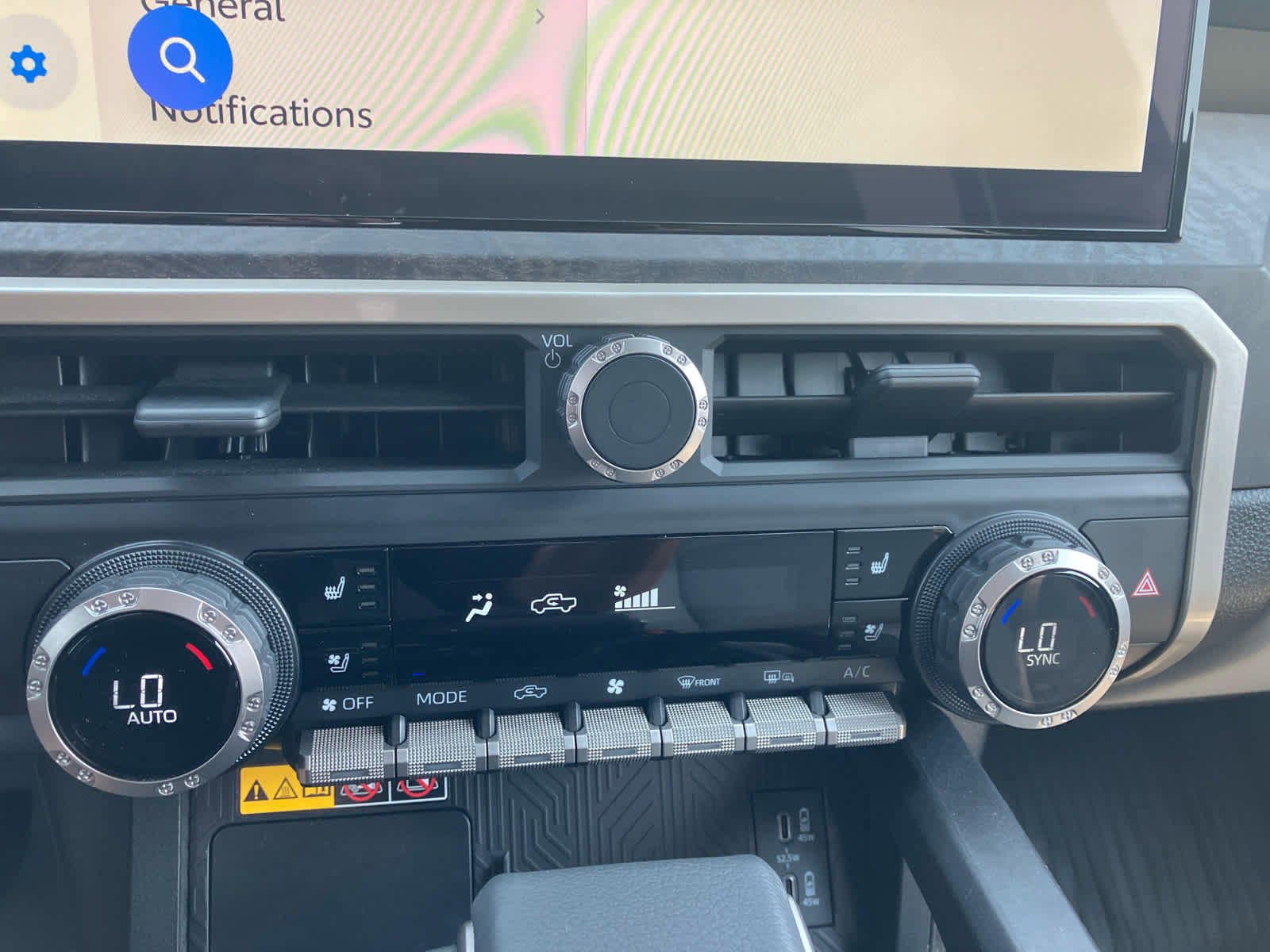 Used 2024 Toyota Tacoma Limited image 26