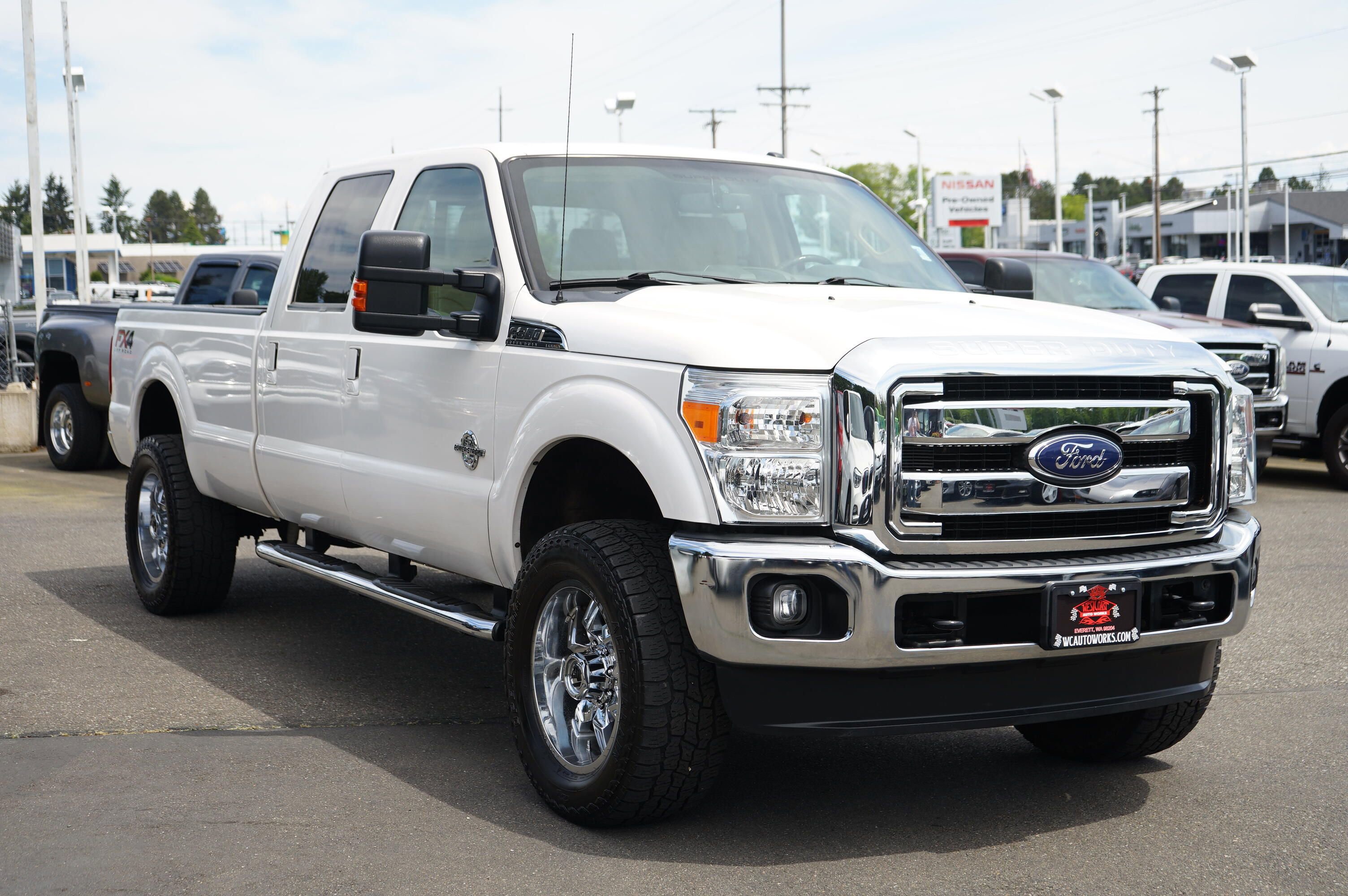Used 2015 Ford F350 Lariat w/ Lariat Ultimate Package AWD/4WD image 8