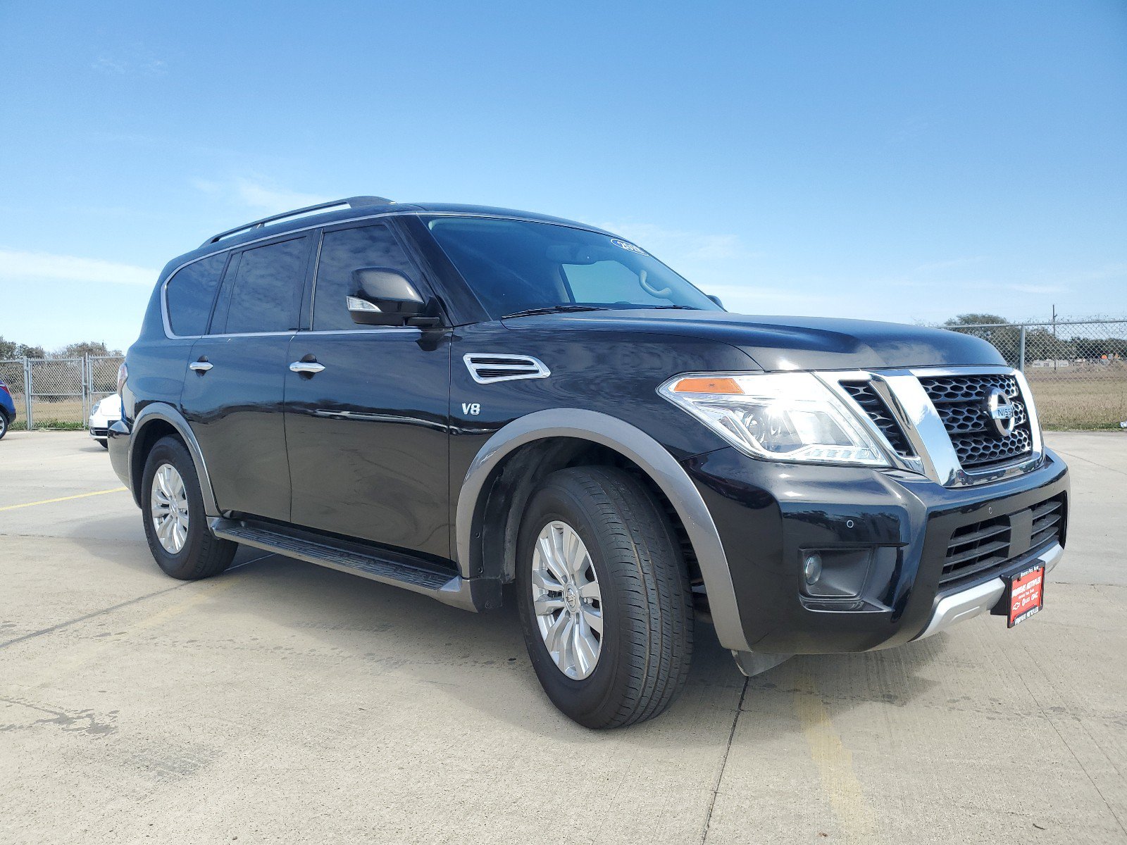 Used 2018 Nissan Armada SV w/ Driver Package RWD image 3