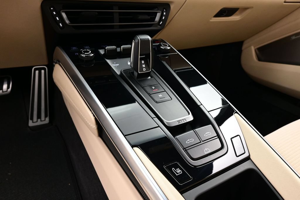 Used 2025 Porsche 911 Turbo S AWD/4WD image 11