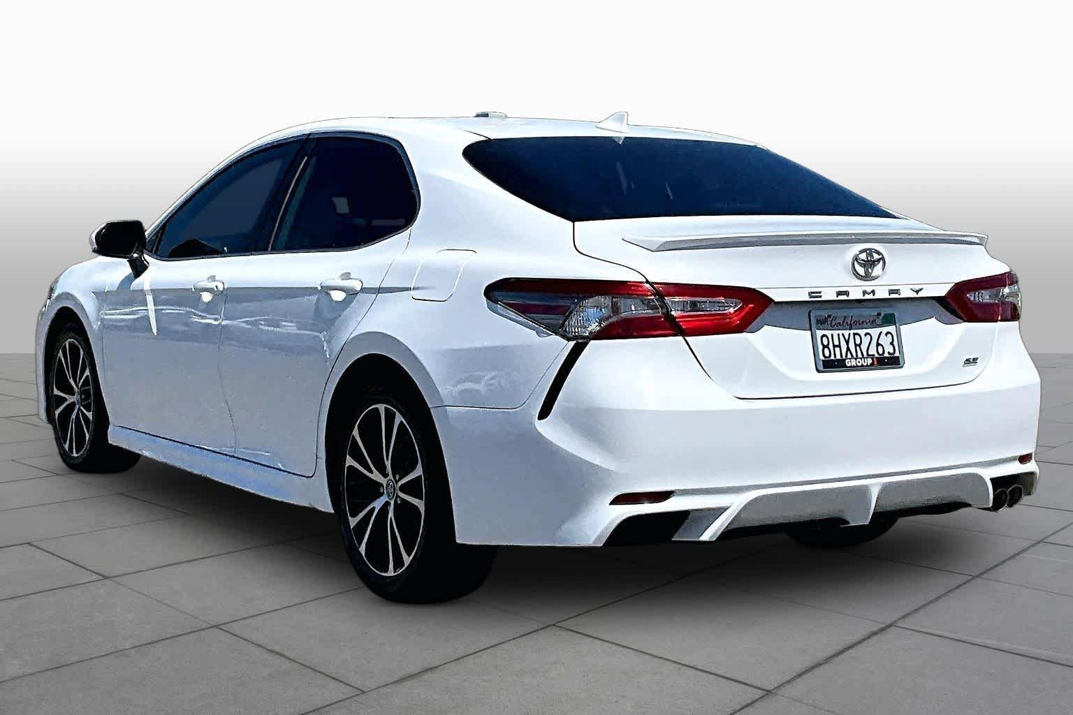 Certified 2019 Toyota Camry SE w/ Carpet Mat Package FWD image 11